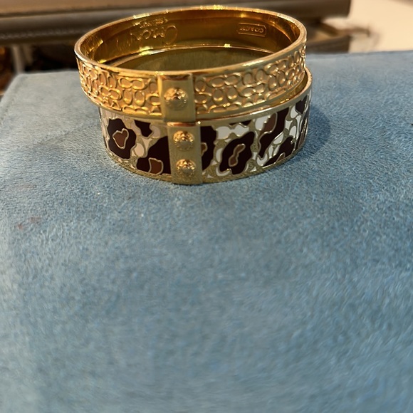 Set of two coach bracelets - Picture 6 of 6